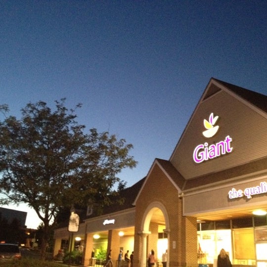 Giant Food - 1230 W Broad St
