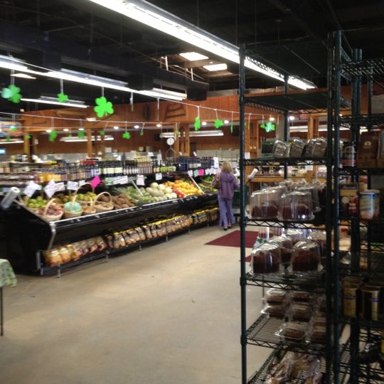 Photo taken at Norman Brothers Produce by Justo G. on 3/18/2012