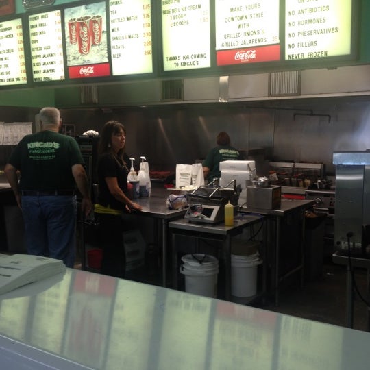 7/18/2012 tarihinde Wesziyaretçi tarafından Kincaid&#39;s Hamburgers'de çekilen fotoğraf