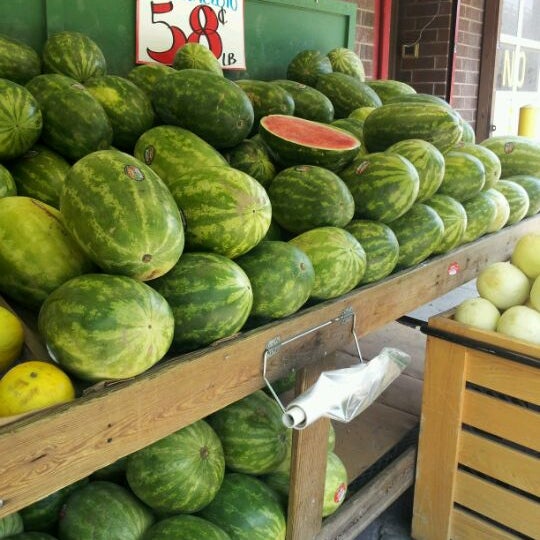 Das Foto wurde bei Rossman Farms von Benjamin W. am 5/28/2012 aufgenommen