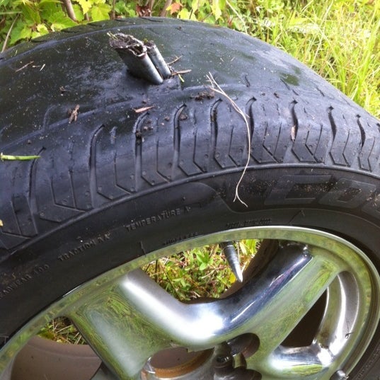 Geralds Tires and Brakes Automotive Shop in Summerville