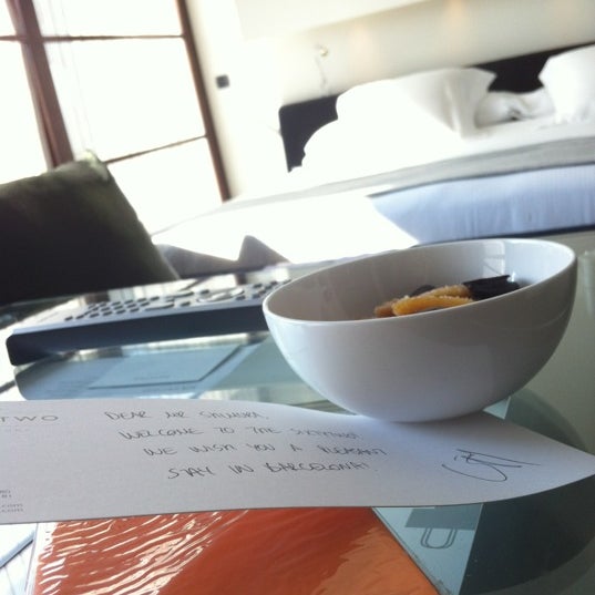 2/25/2012 tarihinde Kazu S.ziyaretçi tarafından Hotel Sixtytwo Barcelona'de çekilen fotoğraf