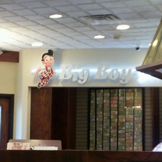 Photo taken at Big Boy Restaurant by Paul T. on 6/20/2012