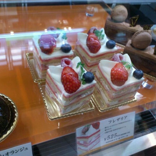 Photos At Patissier Jean Millet 玉川高島屋店 パティスリー ジャン ミエ 二子玉川 8 Visitors