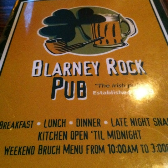 รูปภาพถ่ายที่ Blarney Rock Pub โดย Anastasia F. เมื่อ 2/12/2012