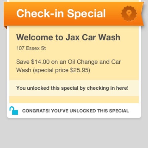 Foto tirada no(a) Jax Car Wash por Joe B. em 12/31/2011