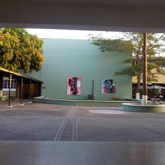 Foto tomada en Universidad Católica Santa María La Antigua  por Carlos H. el 9/12/2012