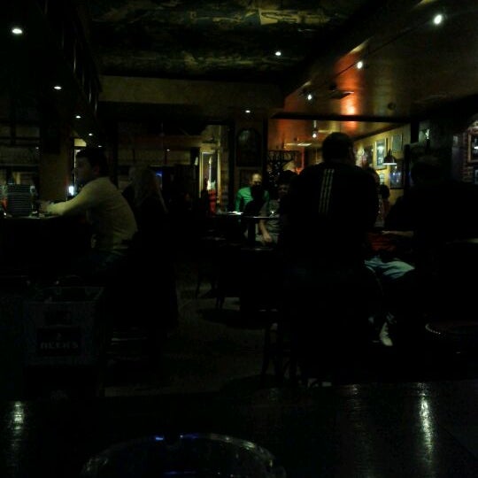 Foto tirada no(a) City Pub por Joro S. em 1/24/2012