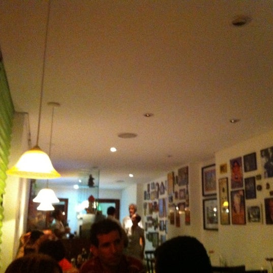 5/12/2012 tarihinde Isaac V.ziyaretçi tarafından Café Porteño'de çekilen fotoğraf