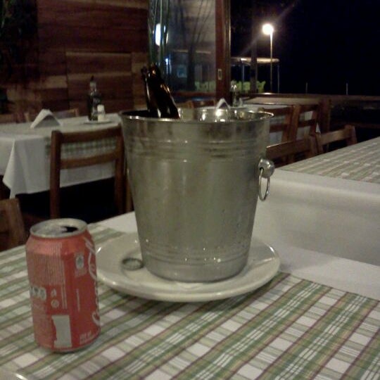 Das Foto wurde bei Orégano Pizzaria e Restaurante von Felipe P. am 8/14/2011 aufgenommen