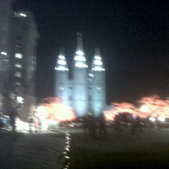 A lovely place for a lite dinner after seeing the christmas lights @ Temple Square