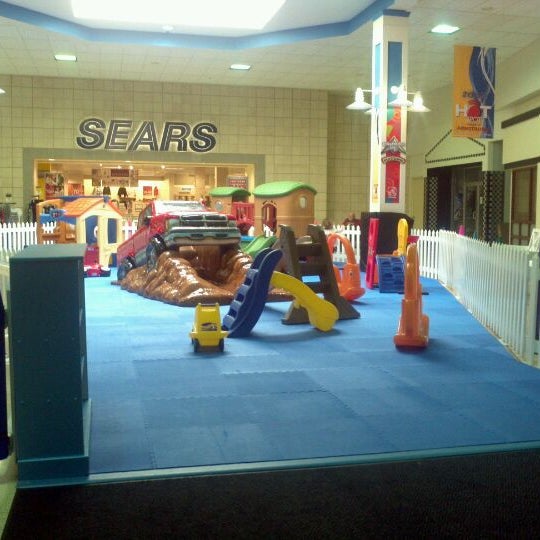 Play place. Children's play area. Макдональдс в африке. Кроксы макдональдс. Детская площадка в америке.