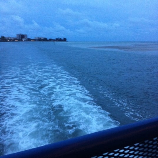 Das Foto wurde bei LeBarge Tropical Cruises von Sassicaia I. am 6/5/2012 aufgenommen