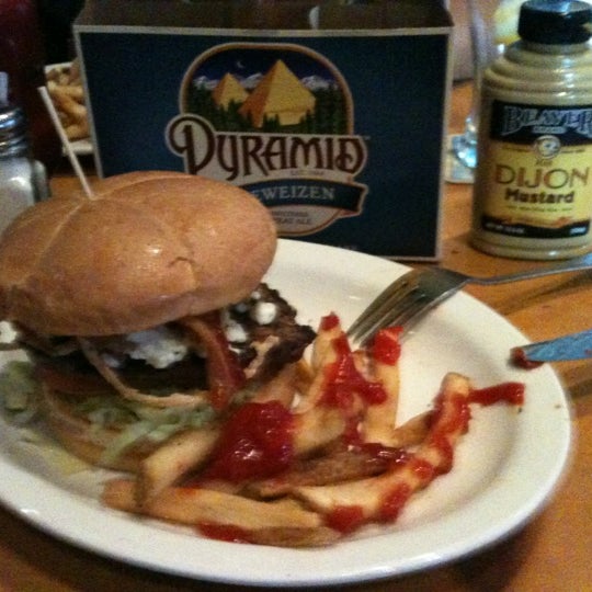 Photo taken at Pyramid Brewery &amp; Alehouse by Ron D. on 4/29/2012