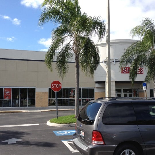 Off Broadway Shoe Warehouse Boynton Beach, FL
