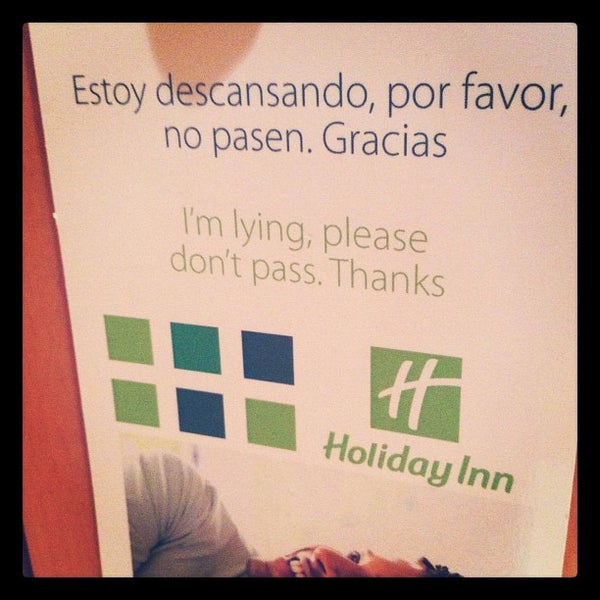 รูปภาพถ่ายที่ Holiday Inn Alicante - Playa De San Juan โดย Sarah K. เมื่อ 11/17/2011