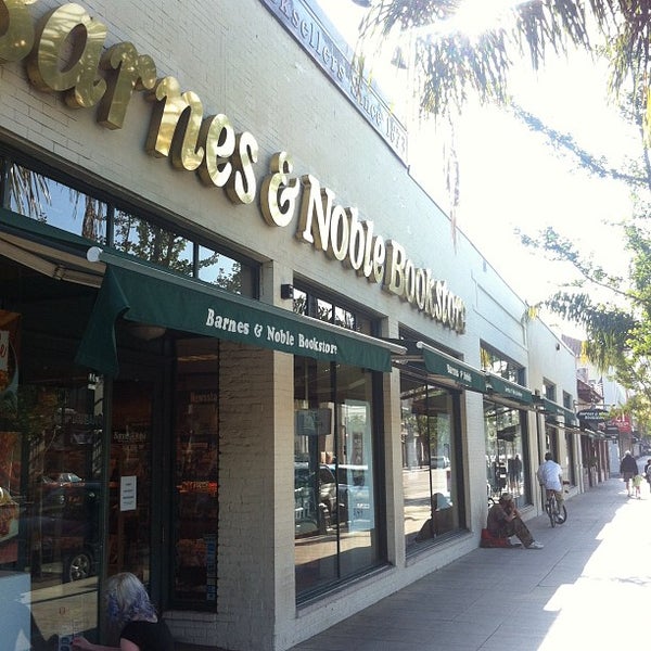 Photos At Barnes Noble Now Closed Old Pasadena Pasadena Ca