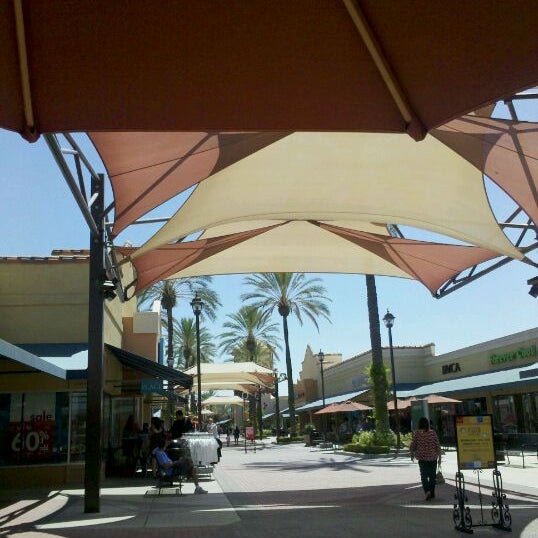 Photo taken at Lake Elsinore Outlets by R.A. P. on 9/3/2011