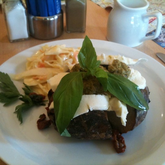 Photo taken at Albertini Restaurant by Tanja on 5/31/2011