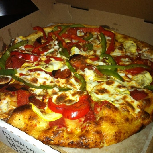 Das Foto wurde bei Pizza No. 17 von Sam M. am 3/8/2012 aufgenommen