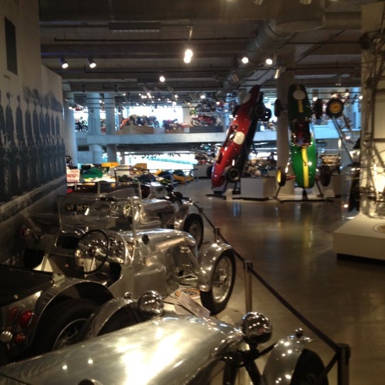 8/22/2012에 Chris H.님이 Barber Vintage Motorsports Museum에서 찍은 사진
