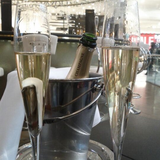 Champagne bar. Champagne bar иркутск.