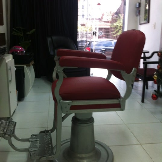 Barbearia Petrópolis - Salão / Barbearia em Natal Barbearia Petrópolis - Salão / Barbearia em Natal