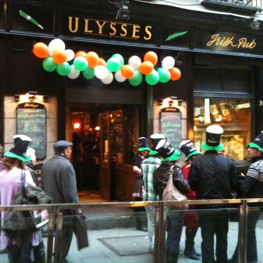 รูปภาพถ่ายที่ Ulysses Irish Pub โดย Diego F. เมื่อ 8/5/2011
