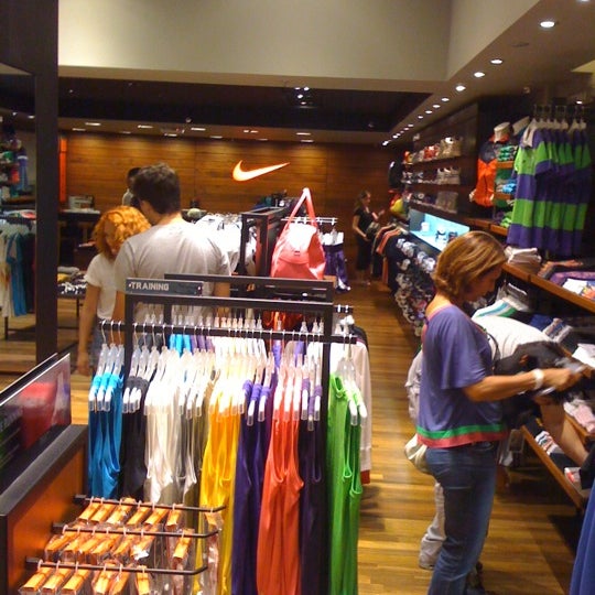 Nike Store - Santo Agostinho - Diamond Mall