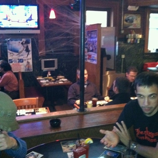 10/27/2011 tarihinde Steve P.ziyaretçi tarafından Carson City Saloon'de çekilen fotoğraf