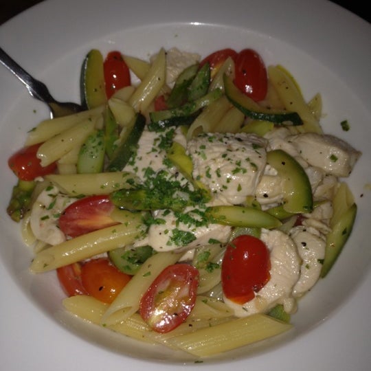 This chicken penne dish is tasty and healthful!