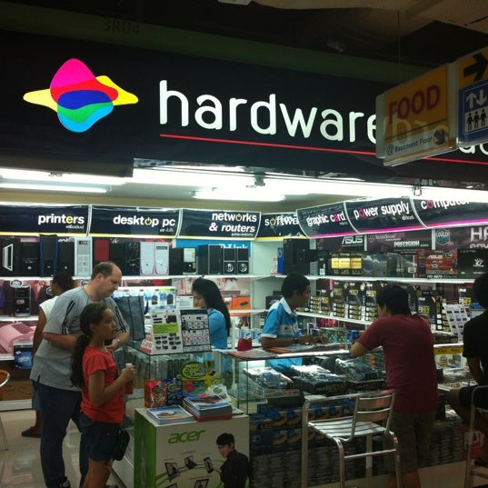Hardware House, Pattaya Electronics Store in นาเกลือ