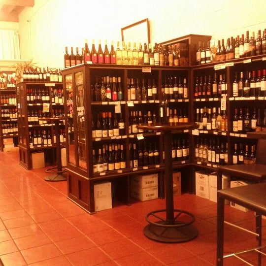 1/4/2012에 Michael M.님이 Monopole Wine에서 찍은 사진