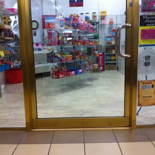 The Atrium Arcade - Shopping Mall in Tamworth
