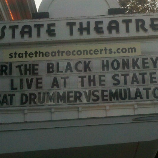 Foto scattata a State Theatre da Jennie D. il 7/6/2012