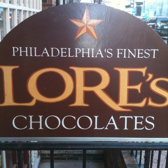 Foto diambil di Lore&#39;s Chocolates oleh Karla T. pada 2/18/2011