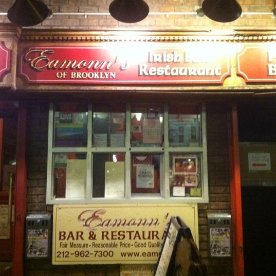 Photo taken at Eamonn&#39;s Irish Bar &amp; Restaurant by Mandola Joe on 2/23/2012