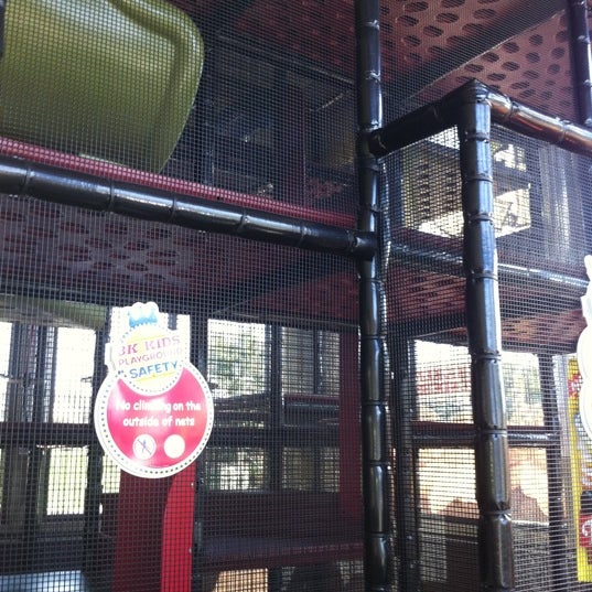 Burger King 4 tips from 229 visitors