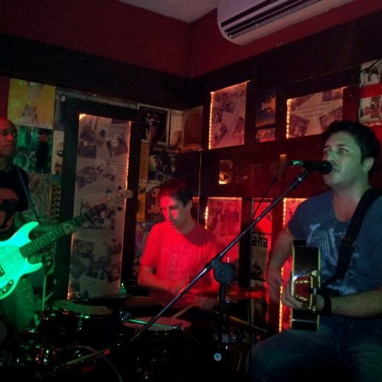 Photo taken at Bar do Pingo by Bruno D. on 1/25/2012