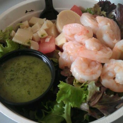 This place rocks! Soup, Salad, & Empanadas (pies) are all delicious. The must try salad is the "Shrimp Mini", it's delicious.