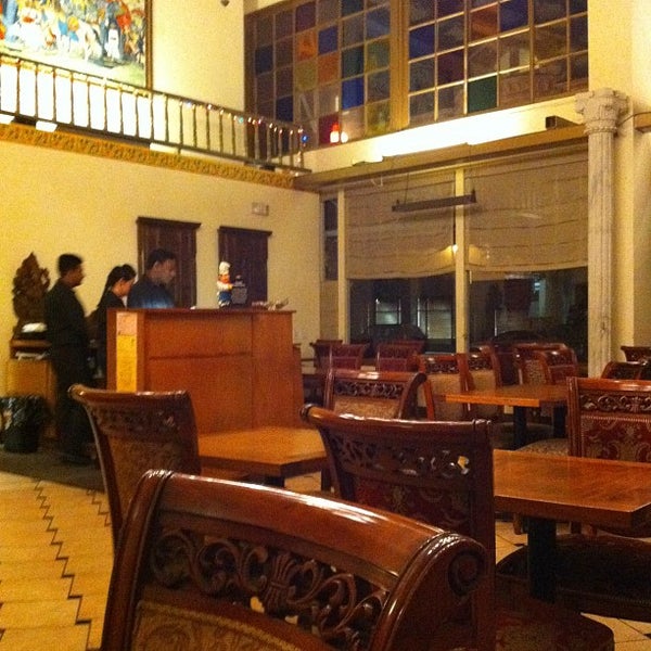 Breads of India Indian Restaurant in Old Oakland