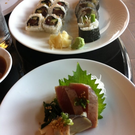 10/22/2011にKevin R.がiFish Japanese Grillで撮った写真