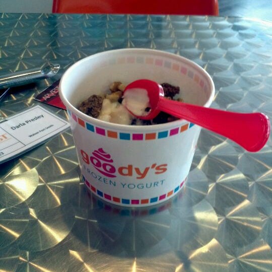 Photo taken at Goody&#39;s Frozen Yogurt by Darla P. on 12/23/2011