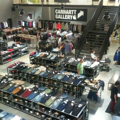 Carhartt Factory Outlet & Gallery - Magasin de vêtements