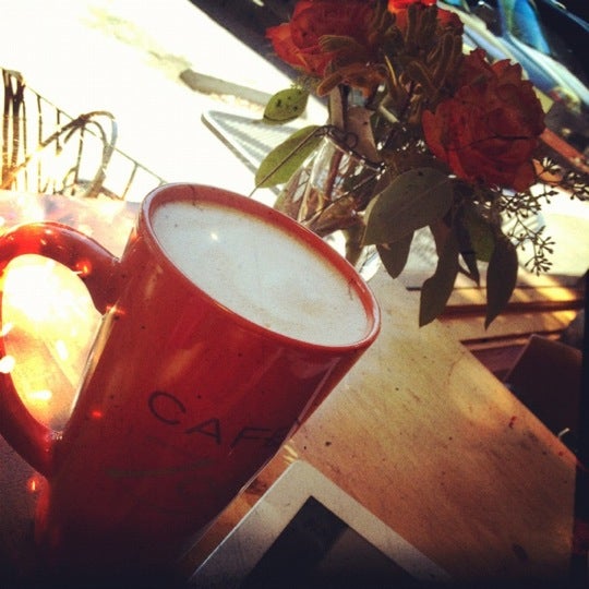 รูปภาพถ่ายที่ Cafe Zoe โดย Rachel G. เมื่อ 8/17/2012