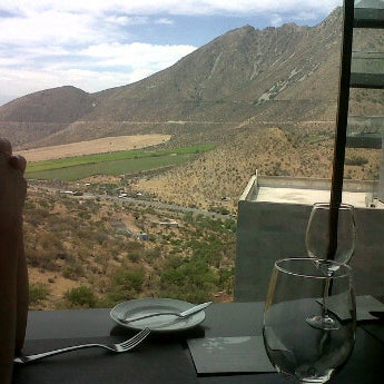 11/26/2011 tarihinde Natalia C.ziyaretçi tarafından Restaurant Santerra'de çekilen fotoğraf