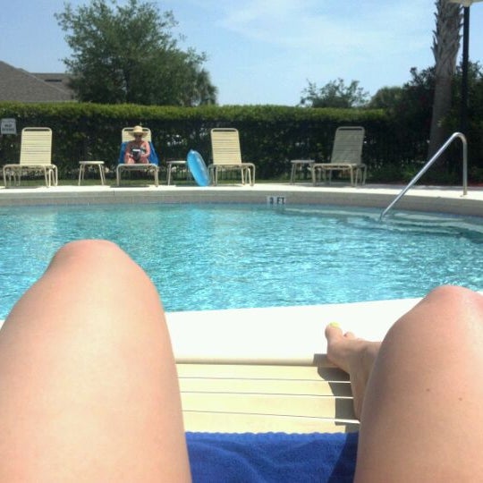 Pool Side Pussy