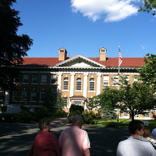 Cedar Crest College 100 College Dr