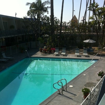 8/11/2012 tarihinde Gülay Ö.ziyaretçi tarafından Travelodge Hotel at LAX'de çekilen fotoğraf