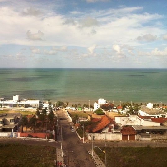 Photo taken at Holiday Inn Express Natal Ponta Negra by Flavia P. on 4/5/2012